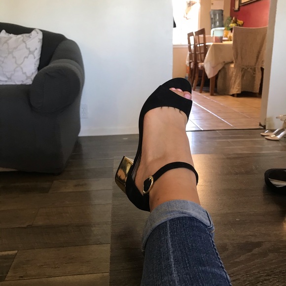 Brand new worthington heels - Picture 8 of 8